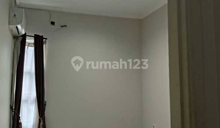 For Sale 2-Story House in Canary Gading Serpong Cluster (7X17). 2