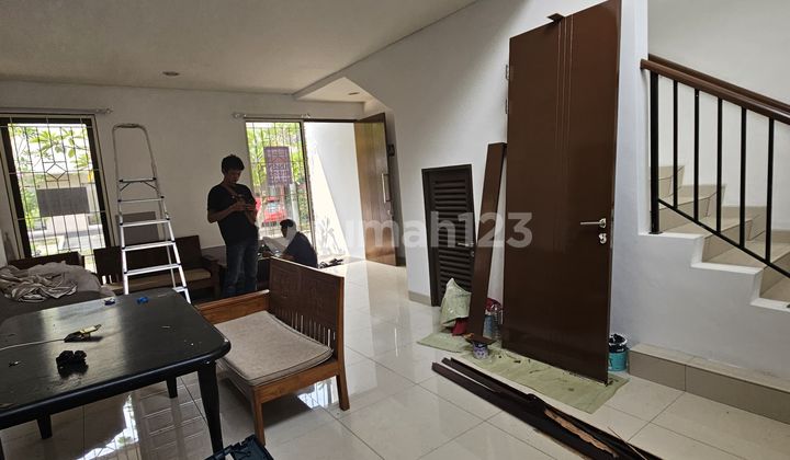 Dijual Rumah 2 Lantai di Cluster Prestigia, Huni (Saat Ini Tersewa Sampai Agustus). Semi Furnished 2