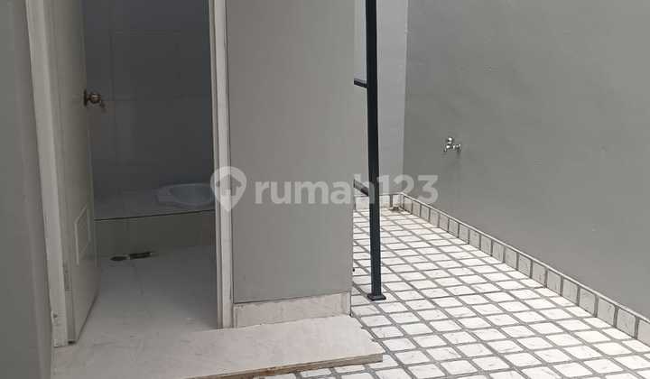 Dijual Rumah Villa Melati Mas Blok I 11 Serpong Lt 200