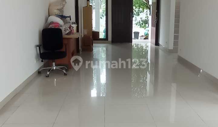 For Rent: Ritzone House in BSD, Near Aeon Mall, Intermoda, Atma Jaya For Rent: Ritzone House in BSD, Near Aeon Mall, Intermoda, Atma Jaya