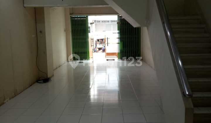 Two-Story Shophouse in Chinatown Trading Area, Semarang City Rj 2