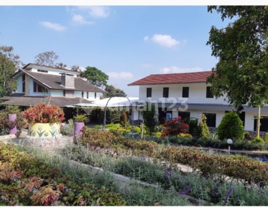 Rj Villa Siap Pakai Bandungan Dekat dengan Candi Gedong Songo 2