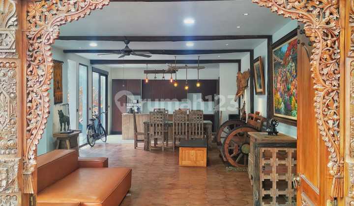 Villa Pusat Kota Seminyak Krobokan Bali Siap Huni Rj Villa Pusat Kota Seminyak Krobokan Bali Siap Huni Rj