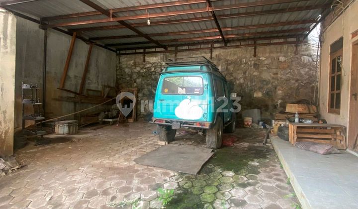 One Land Calculation House in Jatingaleh, South Semarang. 1