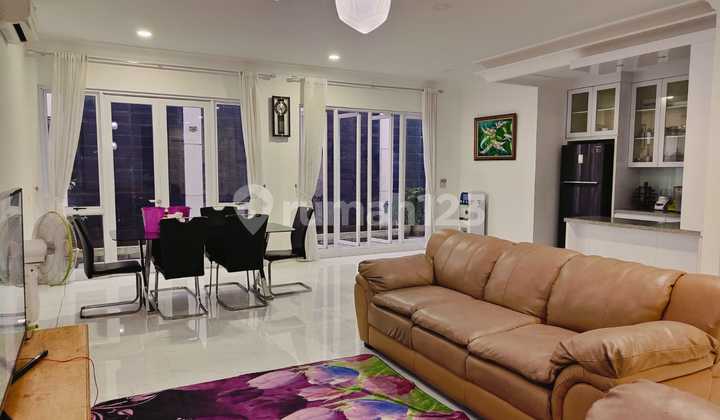 Dijual Rumah Siap Huni di Cluster Foresta Colinare Bsd Dijual Rumah Siap Huni di Cluster Foresta Colinare Bsd