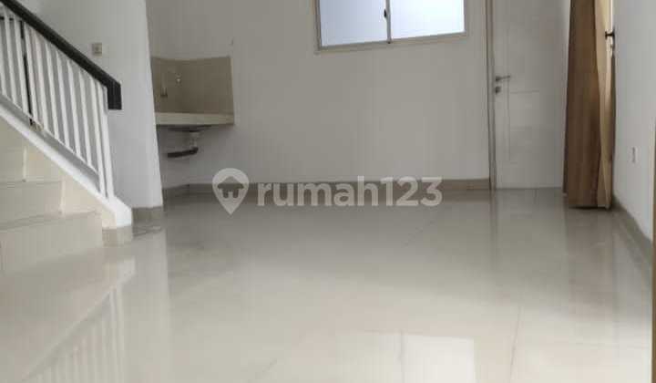 Disewakan Rumah di  Residence One ,  Cluster White Diamond 2