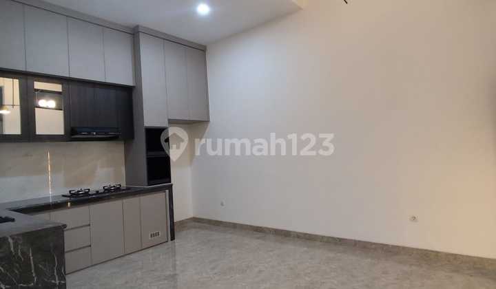 For Sale House in Bsd Nusaloka Area, Large Row 2