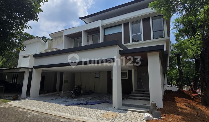 For Sale Modern Luxury House Ready to Occupy Located in Foresta BSD For Sale Modern Luxury House Ready to Occupy Located in Foresta BSD