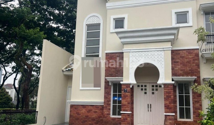 Dijual Rumah Posisi Hook Siap Huni Berlokasi Strategis, Alicante Dijual Rumah Posisi Hook Siap Huni Berlokasi Strategis, Alicante