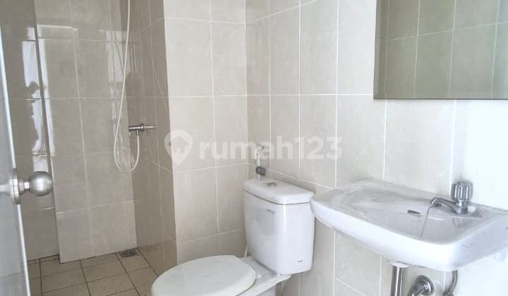 For Rent Apartment Mtown2 BR City View Unfurnished 2