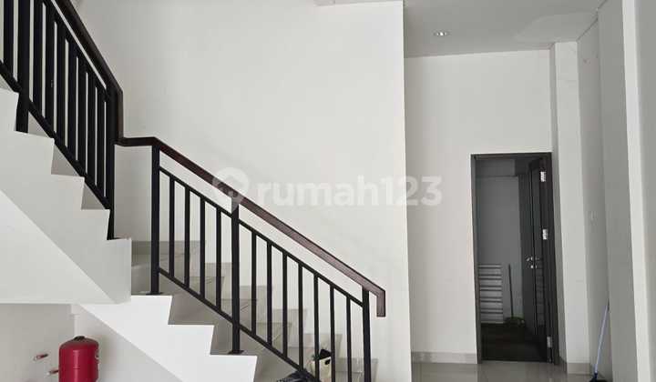 For Rent: Nice 3-Story Shop House in BSD, Tangerang