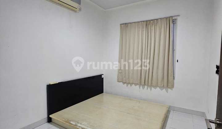 For rent semi-furnished house at The Icon Cosmo Eastern, BSD City. For rent semi-furnished house at The Icon Cosmo Eastern, BSD City.