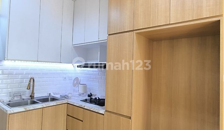 For Sale: Semi-furnished Amarillo Village House in Gading Serpong 2