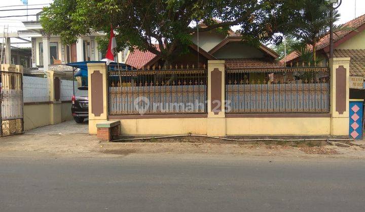 Rumah Luas  Pinggir Jalan Utama Jatiluhur Akses tol dekat  1