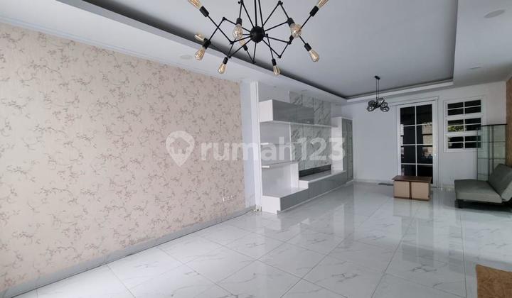 For Quick Sale! 2.5 Floors Freehold Title in Fiordini Gading Serpong Cluster, Semi Furnished. 2