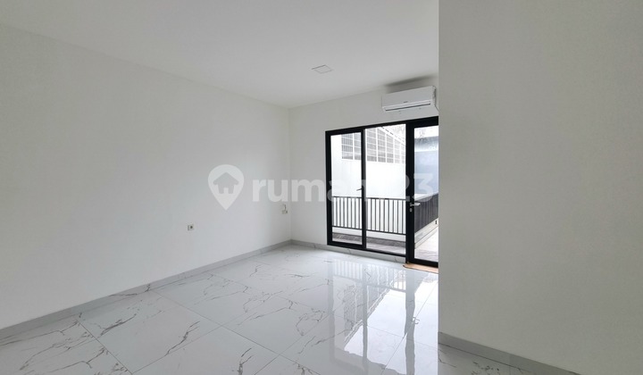 Rumah Baru Siap Huni Di Meruya Jakarta Barat 2