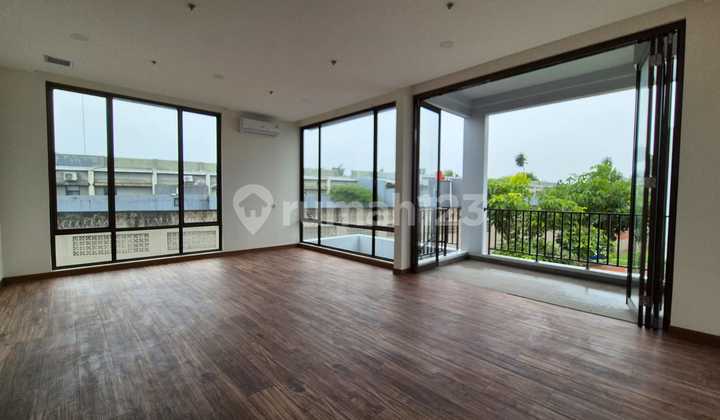 Rumah Hook Cluster Nara Gading Serpong Tangerang