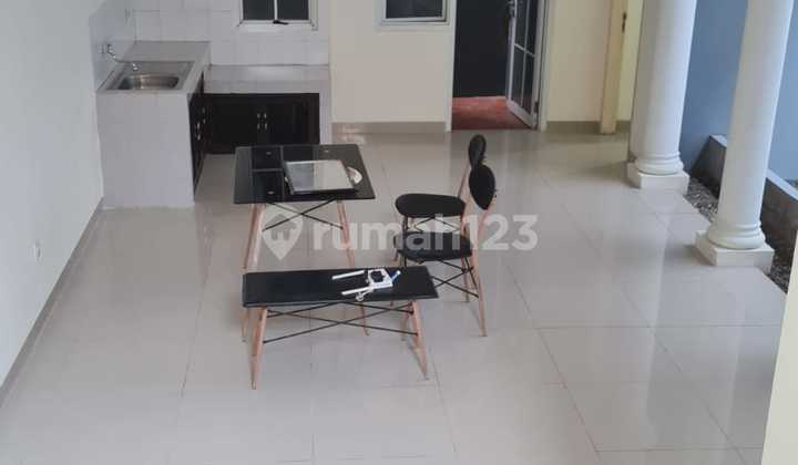 Dijual Rumah Cluster Alicante Gading Serpong Tangerang