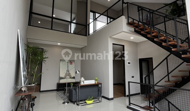 Rumah Brand New Cluster Versailles Bsd City Tangerang