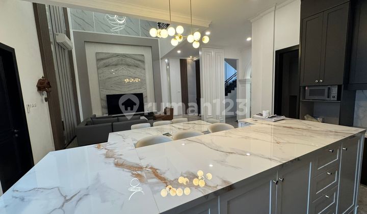 Dijual Rumah Brand New Full Furnished American Classic Sektor 1A Gading Serpong