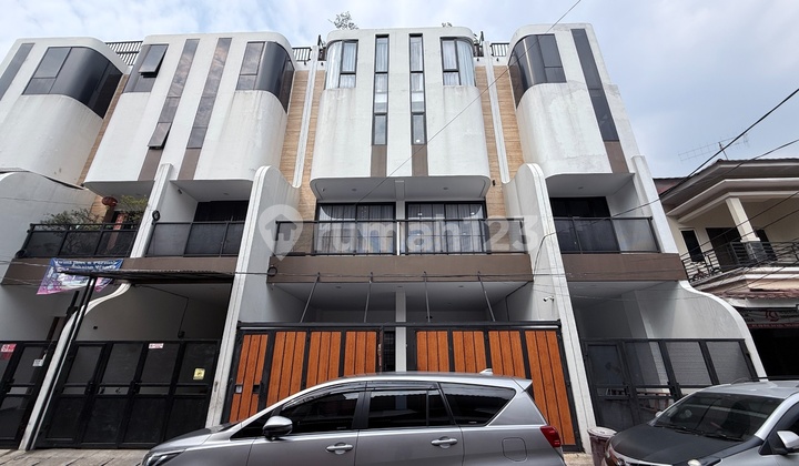 For Sale Fully Furnished House on Manggis Street, Tanjung Duren, West Jakarta For Sale Fully Furnished House on Manggis Street, Tanjung Duren, West Jakarta