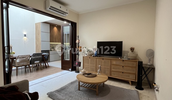 Dijual Rumah Full Furnished Full Renovasi Cluster Eastern Cosmo The Icon Bsd City