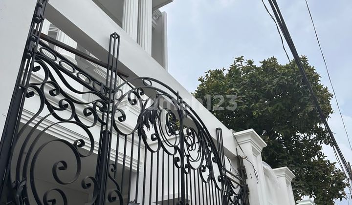 Dijual Rumah Bangunan Baru Private Pool Jl Siak Kelapa Gading Jakarta Utara 1