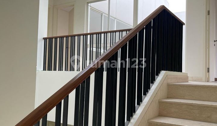 Dijual Rumah Mewah Type Premium Cluster Mozart Gading Serpong Tangerang 2