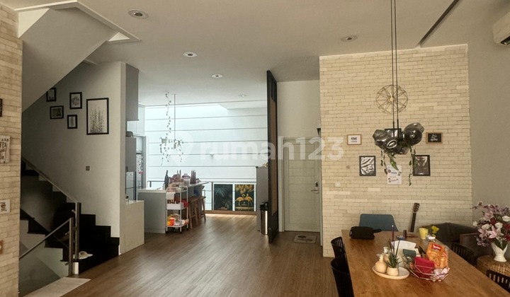 Rumah Full Furnished Manyar Permai Pantai Indah Kapuk Jakarta Utara 2