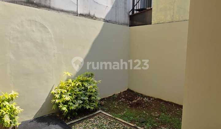 Dijual Rumah Depan Taman Cluster San Lorenzo Gading Serpong Tangerang 2