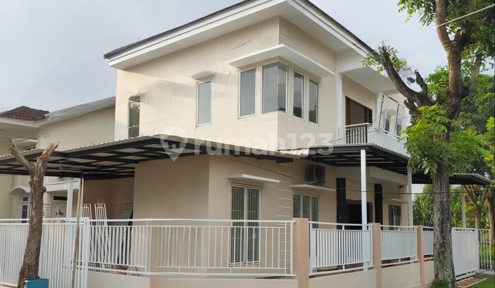 For Sale Hook House Sector 8A Gading Serpong Tangerang