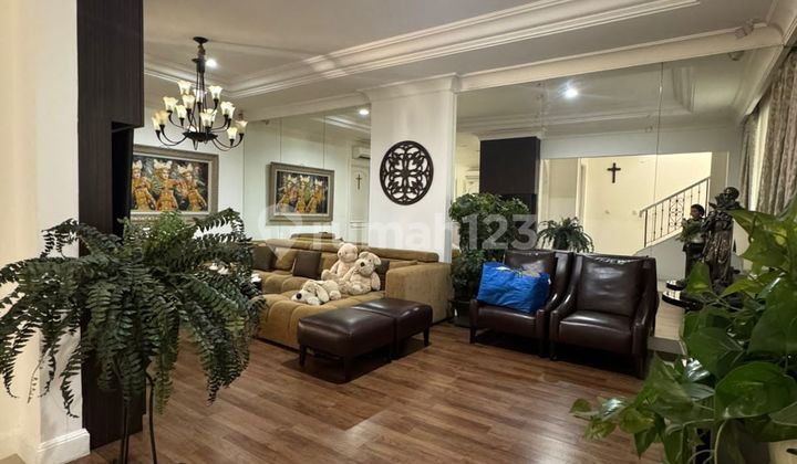 Fully Furnished House in Alam Sutera, South Tangerang