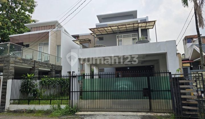 Rumah Lokasi Strategis Di Bintaro Jakarta Selatan Rumah Lokasi Strategis Di Bintaro Jakarta Selatan