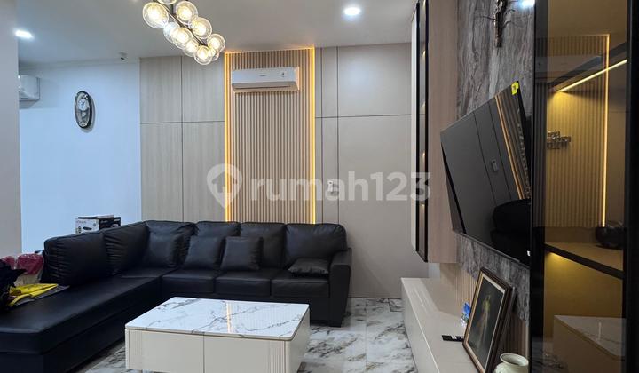 Brand New 3.5-Story House, Chrystal Gading Cluster, Serpong Tangerang