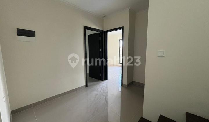 Dijual Rumah Cluster Leonora Gading Serpong Tangerang 2