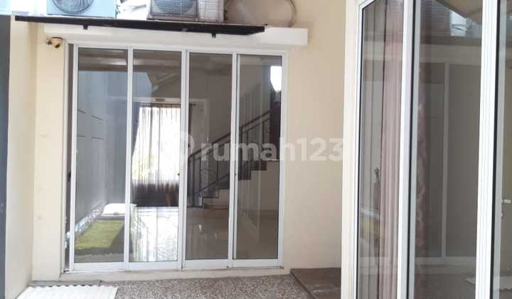 Rumah Hadap Taman Greenwich Cluster Sheffield Bsd City Tangerang 2