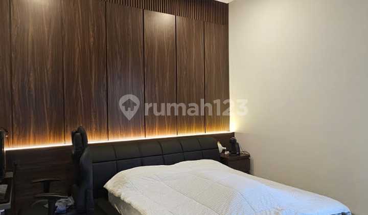 Dijual Rumah Mewah Brand New Cluster Scarlet The Springs Gading Serpong Tangerang 2