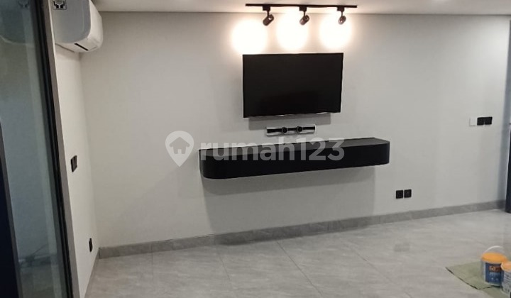 For Sale House in Greenwich Park Cluster Aether, Bsd City Tangerang