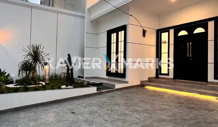 Brand New! Rumah Nusa Loka BSD City - LT 200 LB 255, 4+1 KT, SHM + PBG, 4,35M Nego