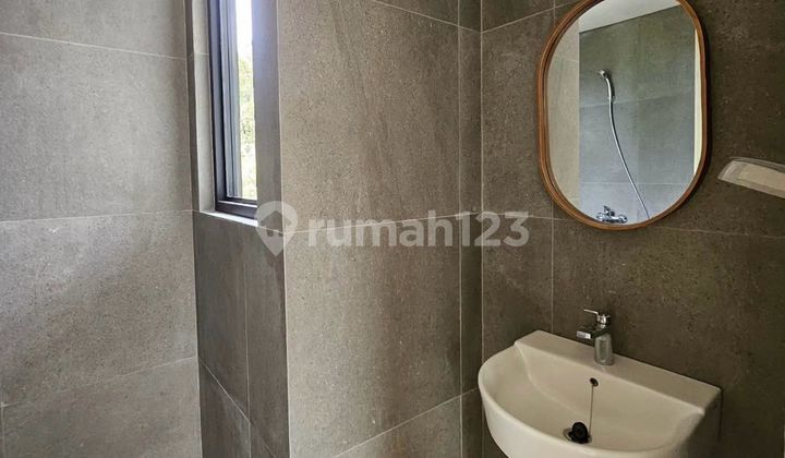 Rumah Bangunan Mandiri Cluster Vanya Park Bsd City Tangerang 2