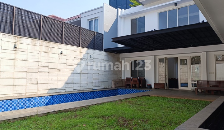 Rumah Hook Cluster Sutera Aruna Alam Sutera ada Swimming Pool, Tangerang 2