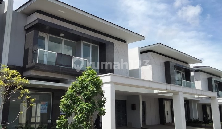 Rumah Mewah Cluster Pasadena Gading Serpong Tangerang