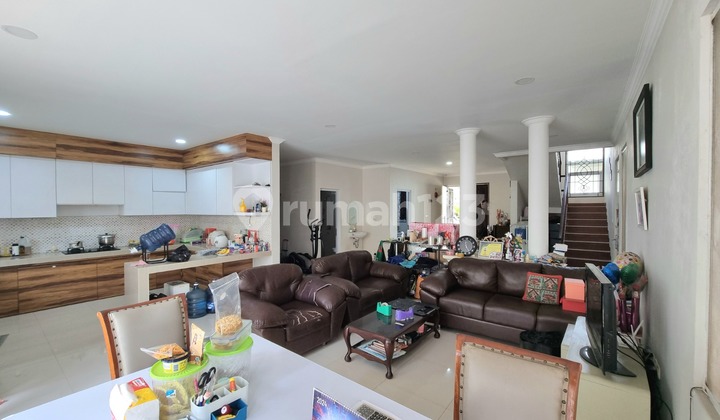 For Sale Ready to Occupy Hook House in Oleaster Cluster Gading Serpong Tangerang