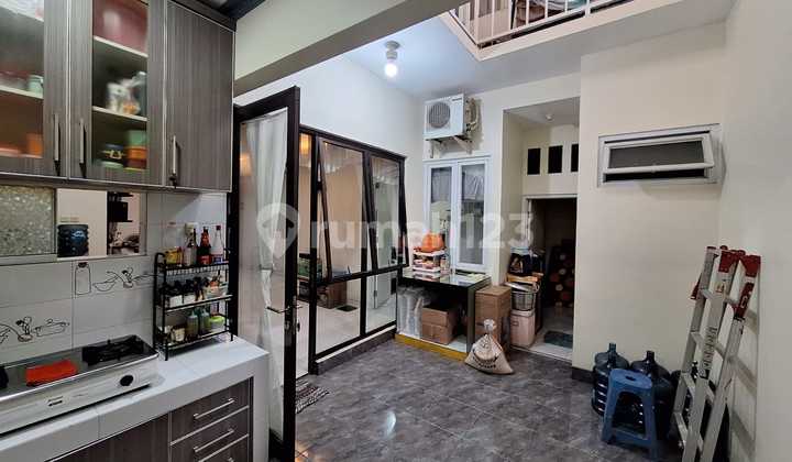 Rumah Cantik Full Renovasi Cluster Fiore BSD - LT 128 LB 200, 4+1 KT, Semi Furnished 3,2M Nego