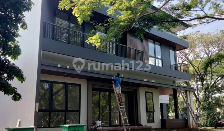 For Sale Standalone Building House In The Eminent Bsd City Tangerang