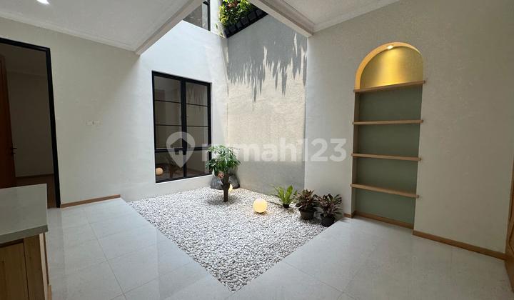 Semi-Furnished Corner House Front Side Garden Cluster Kencana Loka Bsd City