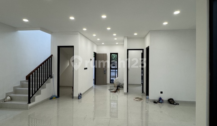 Rumah Baru Di Villa Melati Mas Bsd Tangerang 2