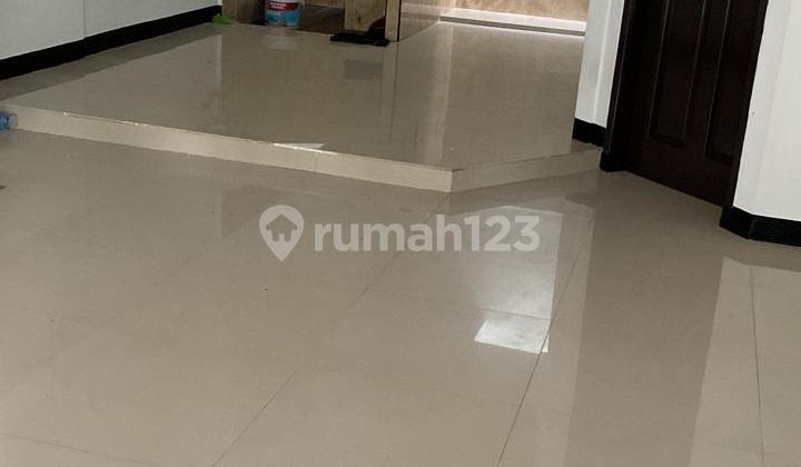 Rumah 2 Lantai Royal Serpong Village- Syl 2