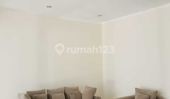Disewakan Rumah di Bintaro Cluster Emerlad - MC 2
