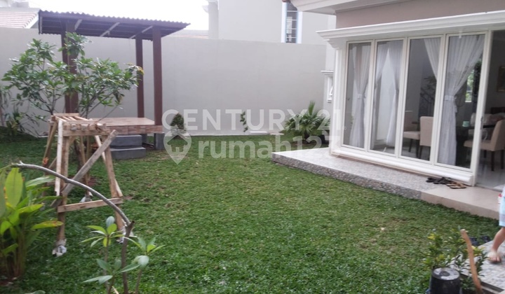 Beautiful Asri House Ready to Occupied Oakwood Cluster Lippo Cikarang 2